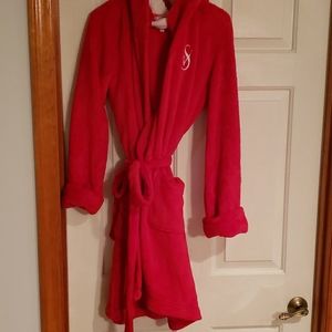 VS red hooded bathrobe